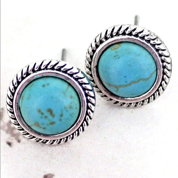 SOLD OUT Turquoise Stud Earrings - Picture 2 of 2